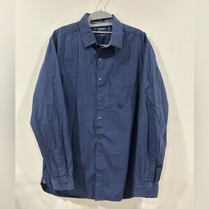 American Eagle Outfitters Men's Navy Striped Shirt slim fit size L